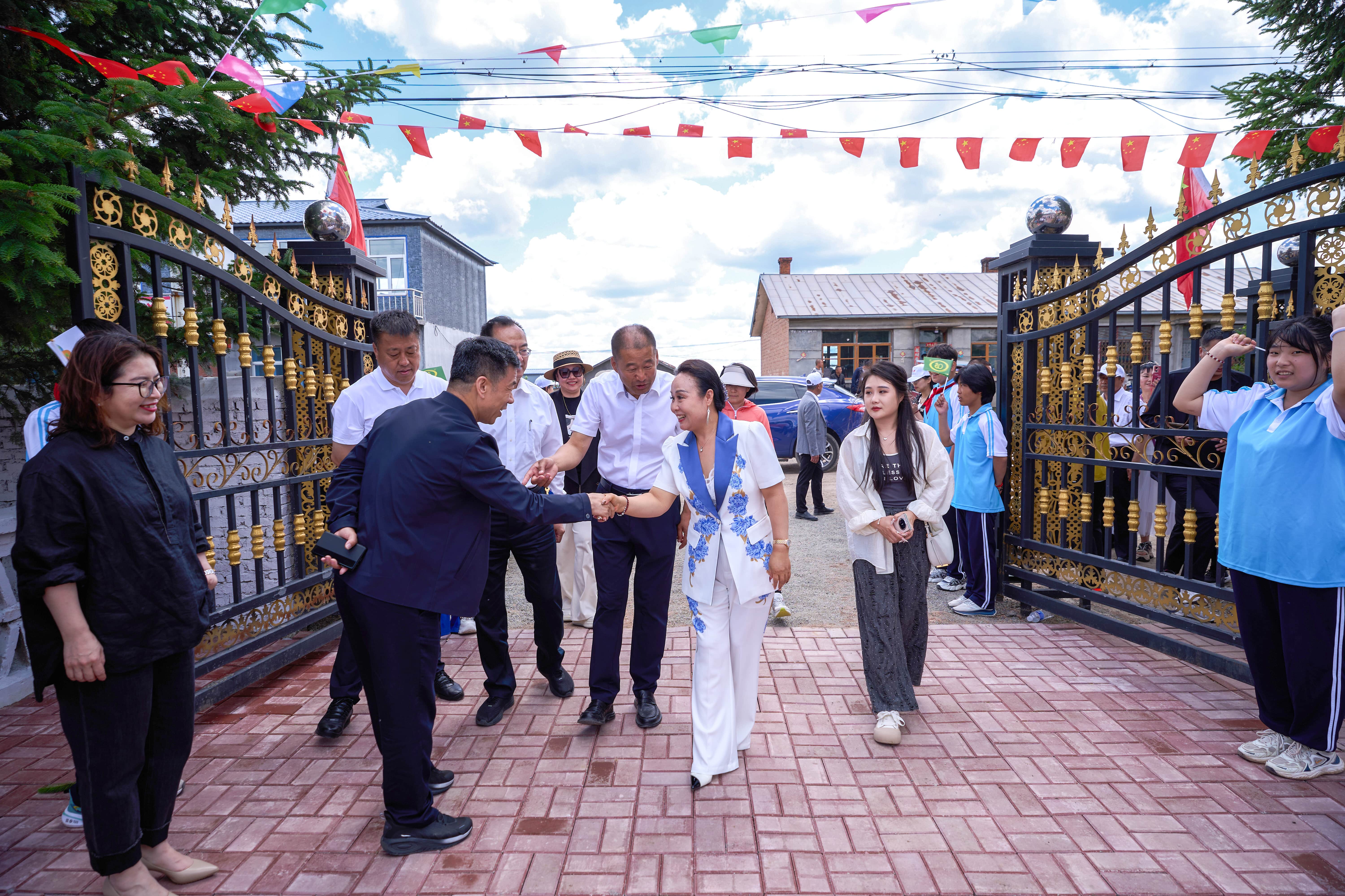 第254所 黑龙江巴彦县黑山镇民乐村贝博游戏平台侯玉霞学校 第254所 黑龙江巴彦县黑山镇民乐村贝博游戏平台侯玉霞学校