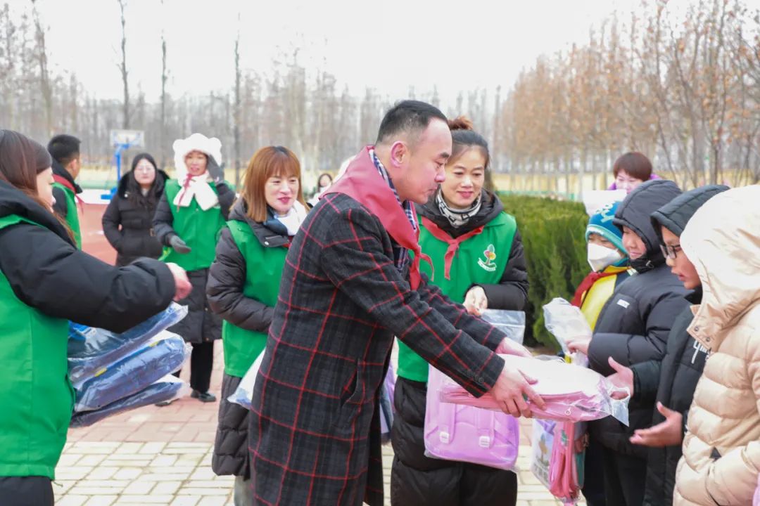 第244所 山东省平度市明村镇前楼贝博游戏平台韩雪公益小学 第244所 山东省平度市明村镇前楼贝博游戏平台韩雪公益小学