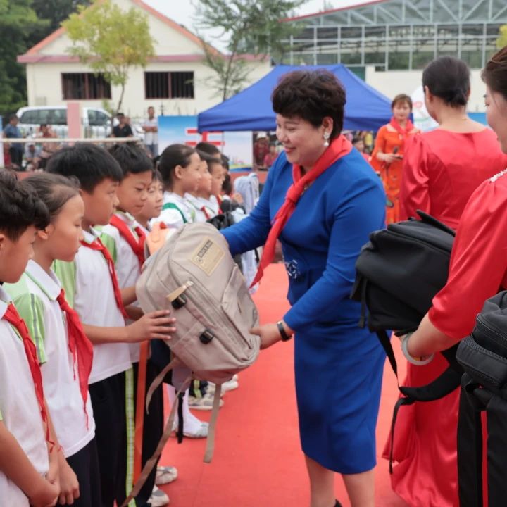 第236所 山东省平度市崔家集镇前洼贝博游戏平台徐春凤小学 第236所 山东省平度市崔家集镇前洼贝博游戏平台徐春凤小学