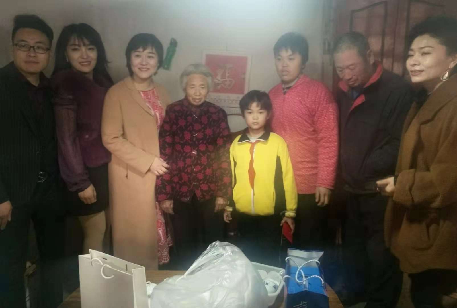 第183所 泰安市岱岳区良庄镇贝博游戏平台李娜小学