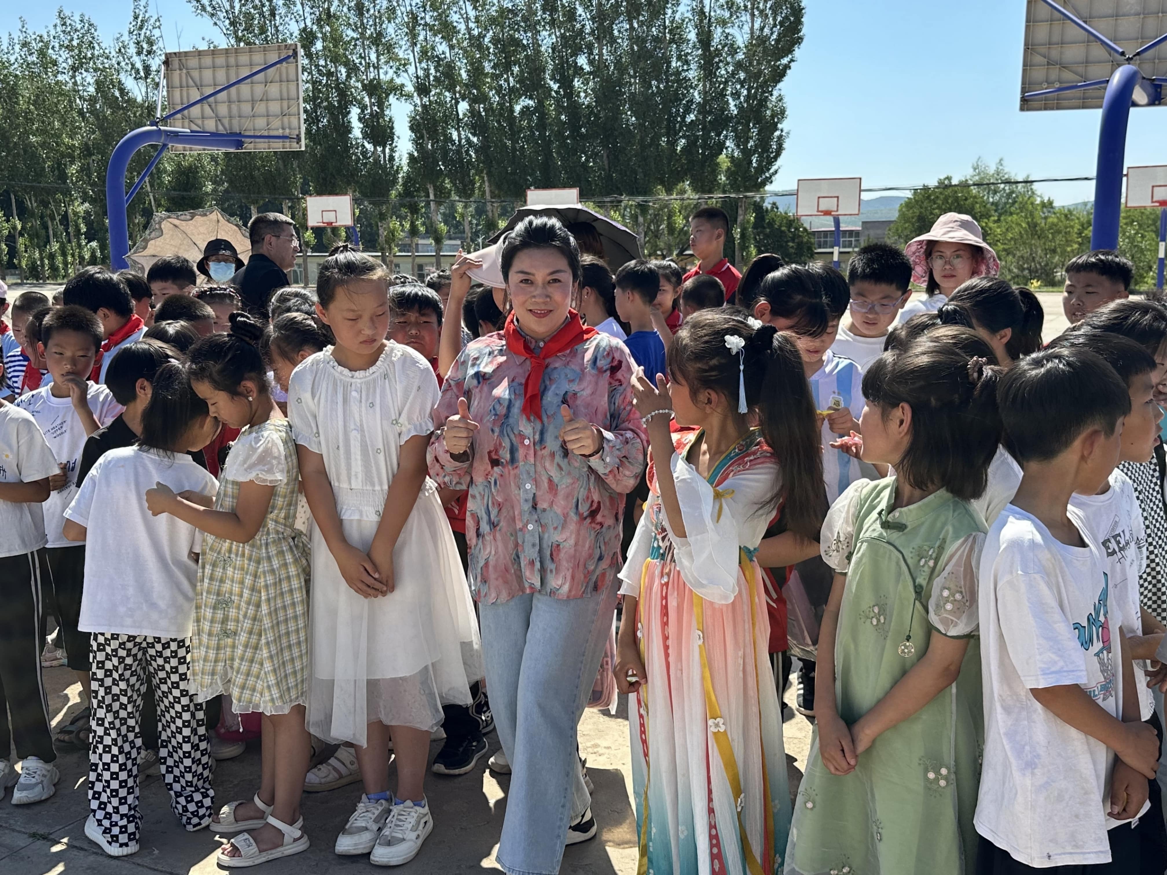 让爱延续,从未间断 | 贝博游戏平台公益季暖心回访 让爱延续,从未间断 | 贝博游戏平台公益季暖心回访
