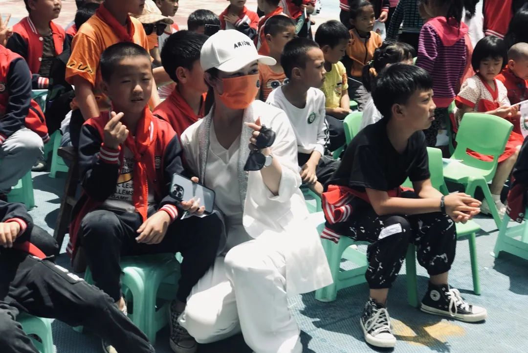 第222所 贵州省兴义市万峰林街道办事处瓮本贝博游戏平台吴德成小学 第222所 贵州省兴义市万峰林街道办事处瓮本贝博游戏平台吴德成小学