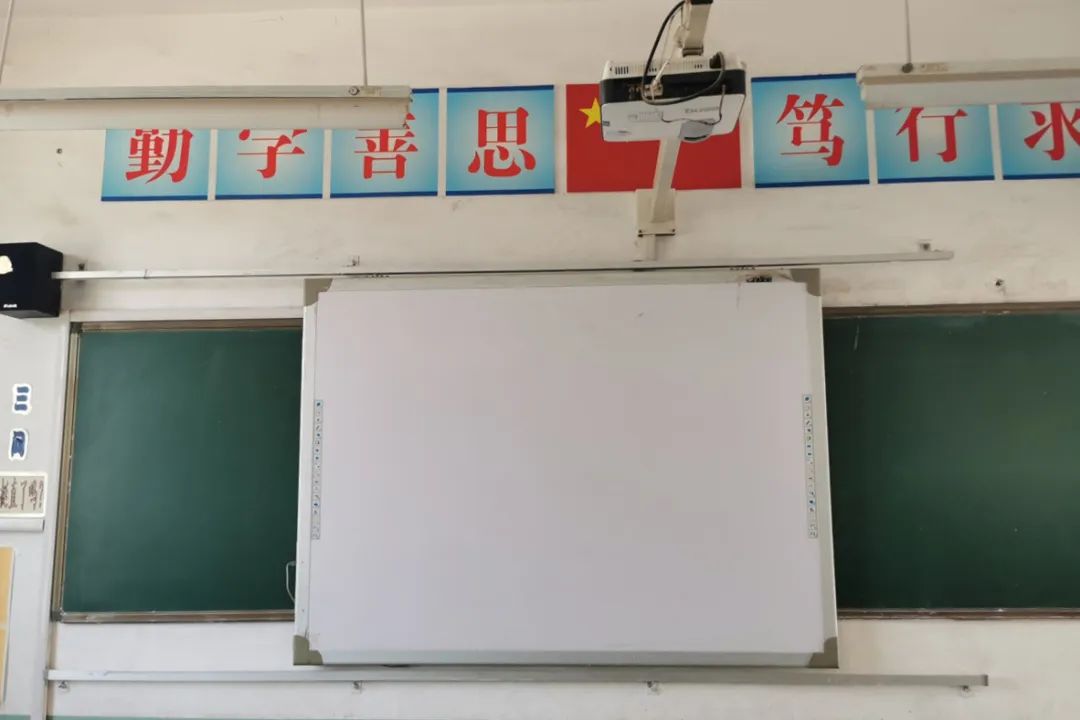 第228所 山西省阳泉市贝博游戏平台王玲年学校 第228所 山西省阳泉市贝博游戏平台王玲年学校