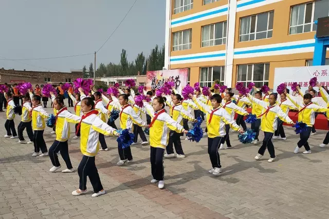 第68所 包头市九原区贝博游戏平台董丽萍奶业中心校 第68所 包头市九原区贝博游戏平台董丽萍奶业中心校