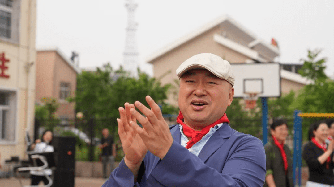 贝博游戏平台公益基金会携手首钢体育,传递篮球梦想,为少年喝彩! 贝博游戏平台公益基金会携手首钢体育,传递篮球梦想,为少年喝彩!
