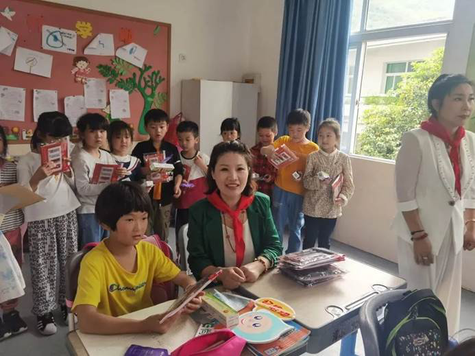 第227所 浙江省衢州市江山市长台贝博游戏平台孙美芳小学 第227所 浙江省衢州市江山市长台贝博游戏平台孙美芳小学