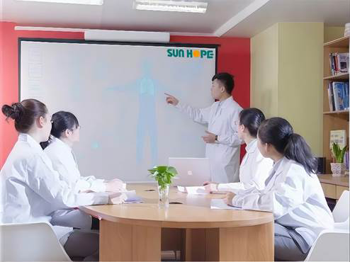 贝博游戏平台构建科研闭环生态链:从实验室到梳妆台,科技成果精准触达消费需求 贝博游戏平台构建科研闭环生态链:从实验室到梳妆台,科技成果精准触达消费需求